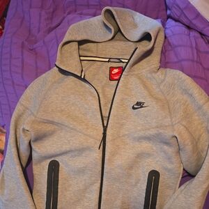 Nike Tech Men's Light Gray Performance Jacket SiZe Small